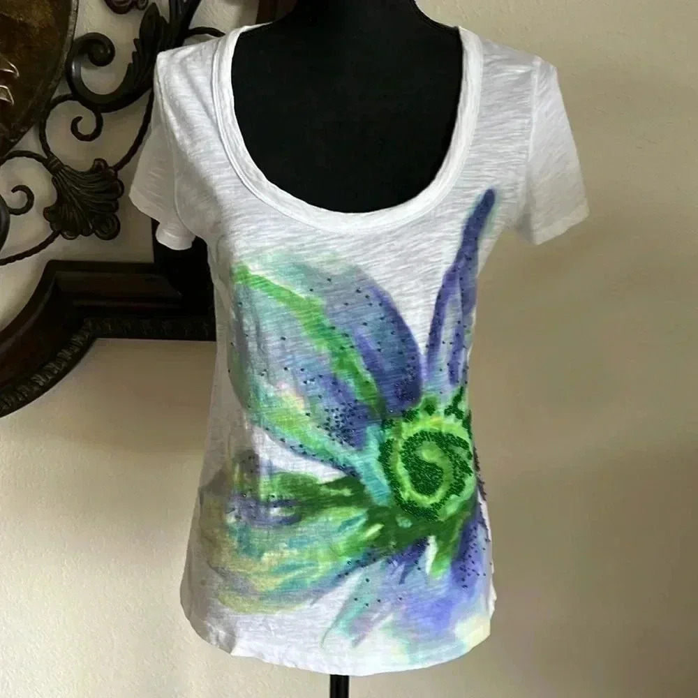 Talbots White Hand Beaded Floral Scoop Neck Distressed T-Shirt Large